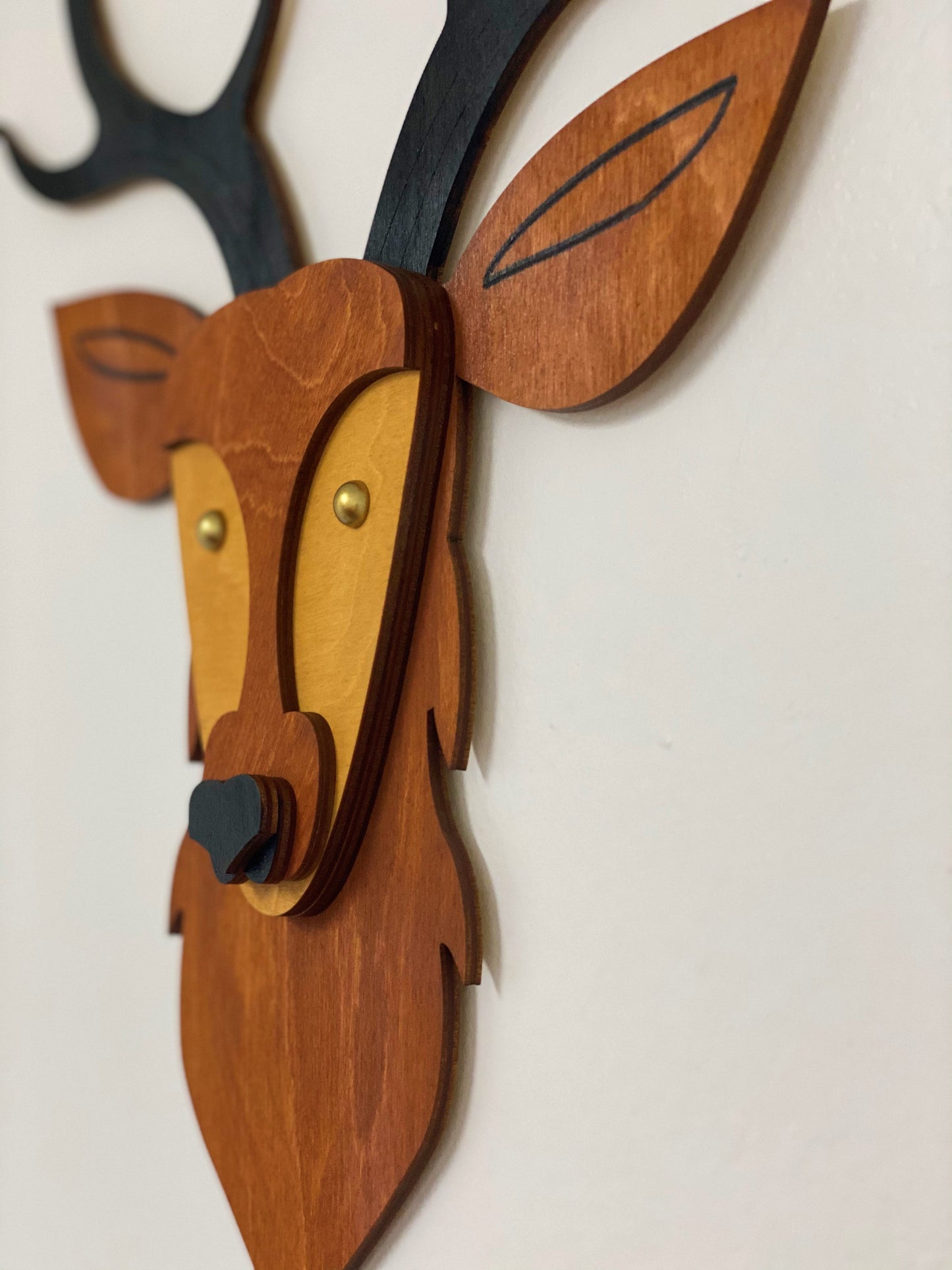 Sculpture Murale en Bois - Cerf