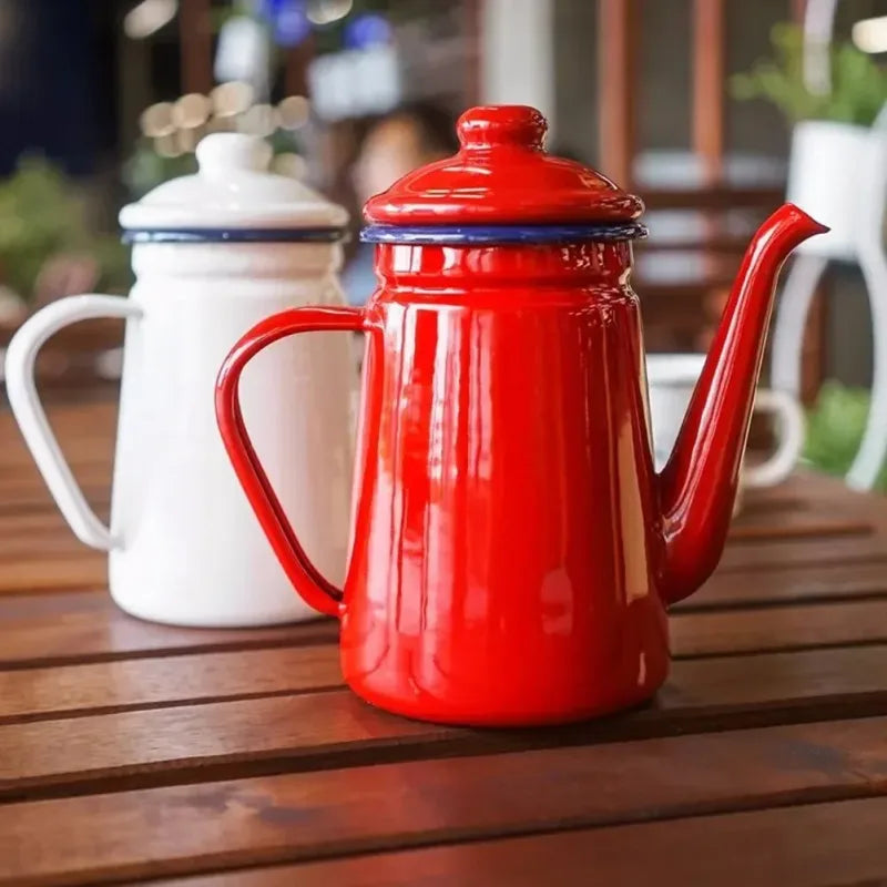 Cafetière Ancienne Élégante et Design