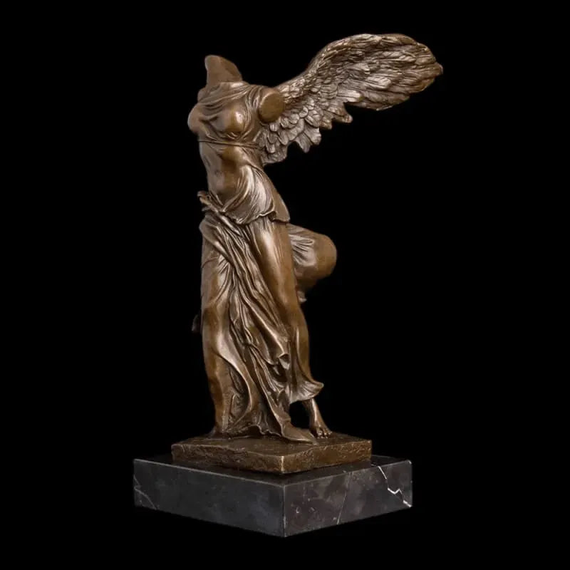 Victoire de Samothrace Bronze